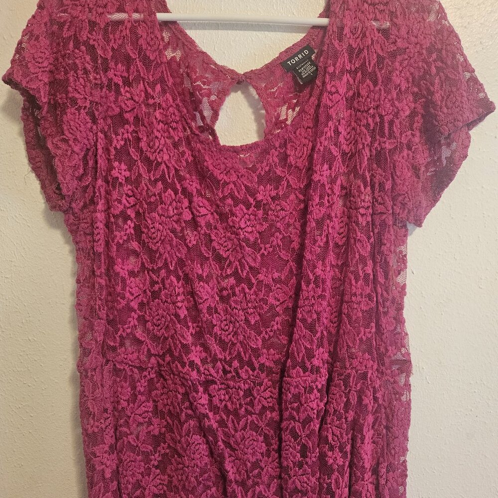 Torrid Sheer Lace Peplum Keyhole Top Pink Plus Size 1X
